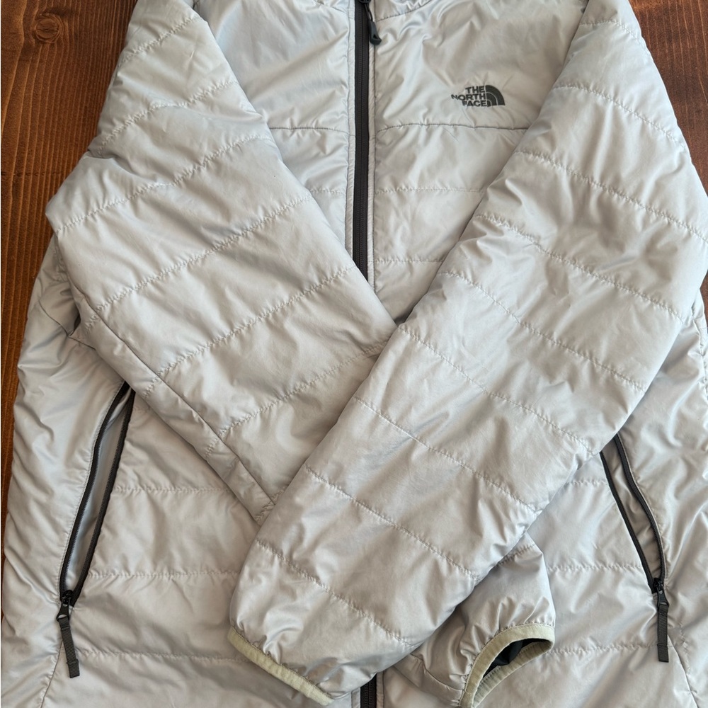 The North Face Gray Light Weight Puffer Men’s Jacket